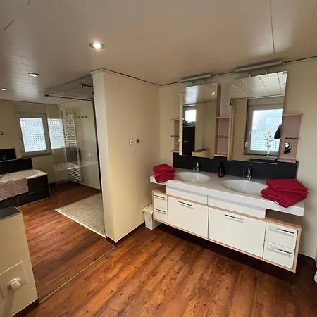 Holiday home Rennsteigidylle Eisfeld